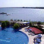Relaks W Marina Cape 88 شقة