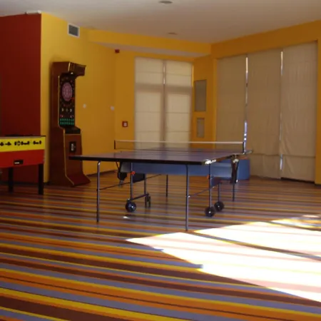 Relaks W Marina Cape 88 *